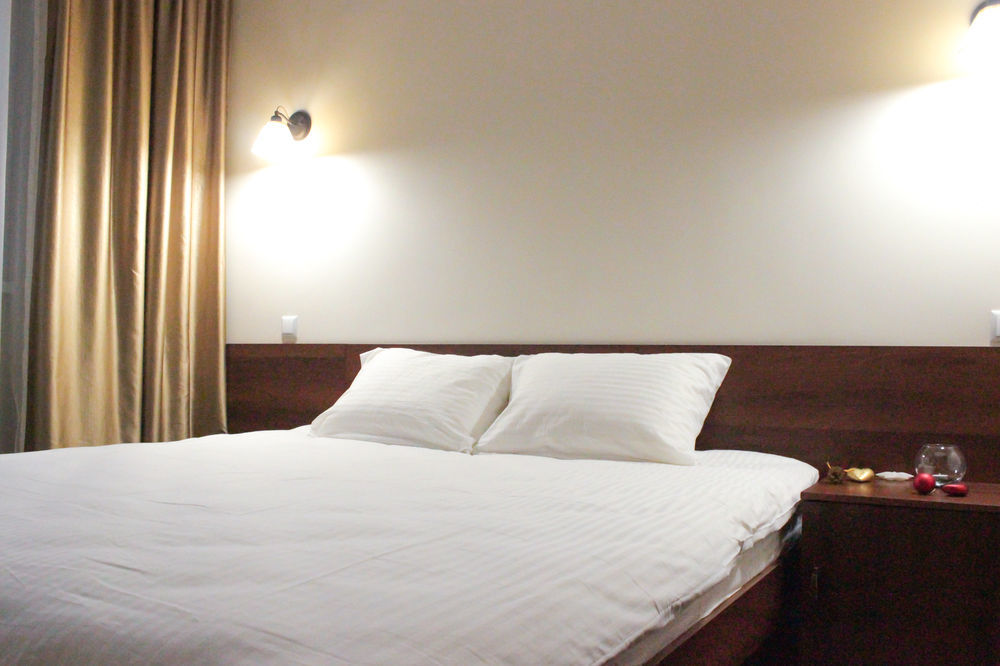 Brown Hotel Astana Extérieur photo