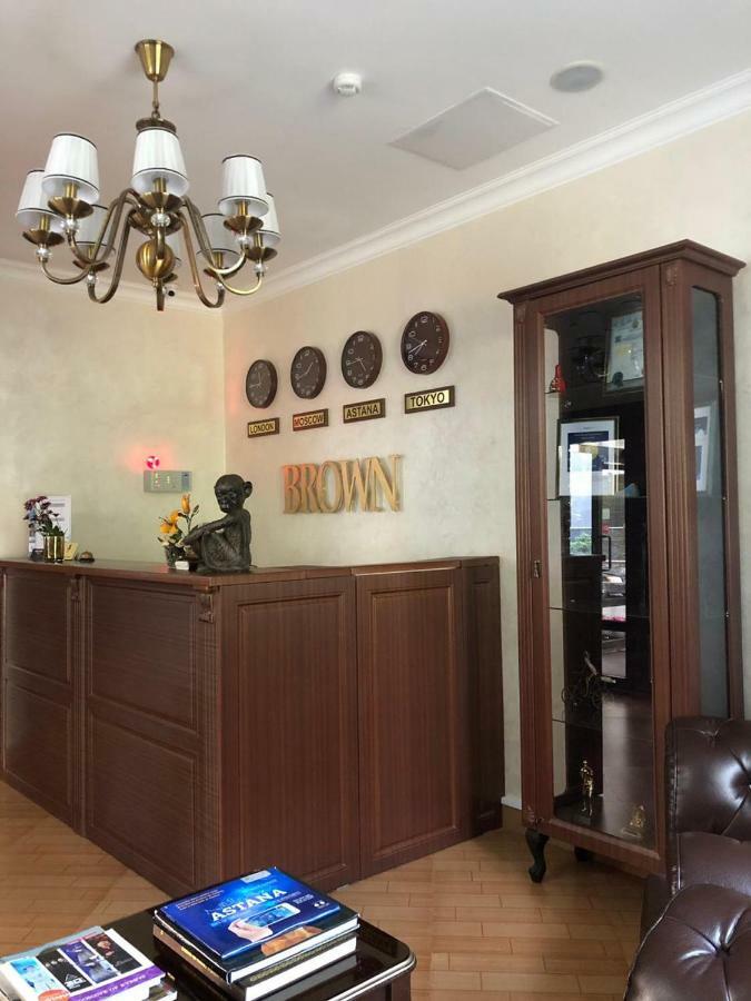 Brown Hotel Astana Extérieur photo
